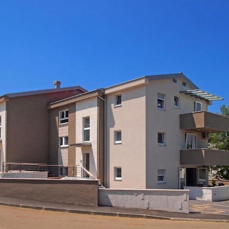 Daska Apartmani Njivice Exteriör bild