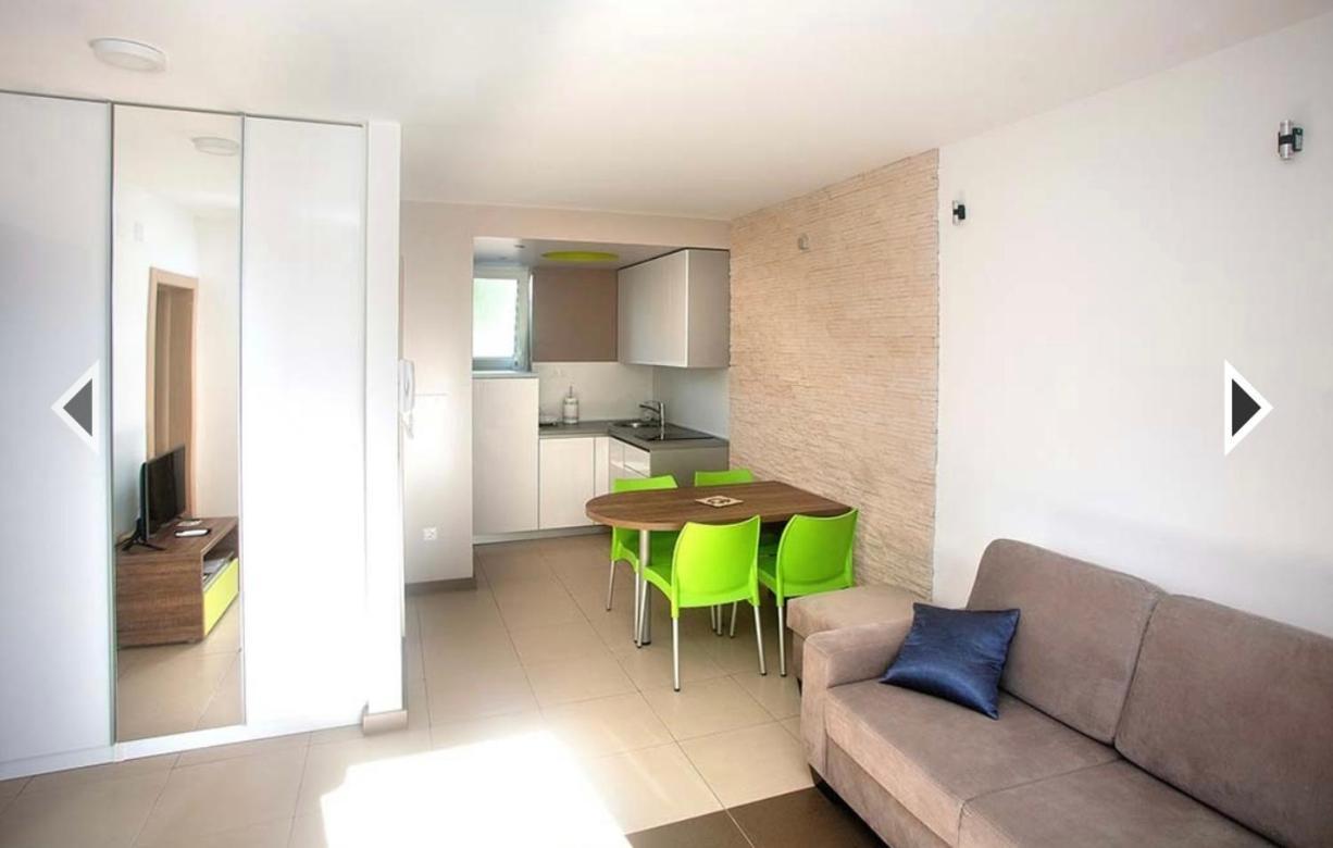 Daska Apartmani Njivice Exteriör bild