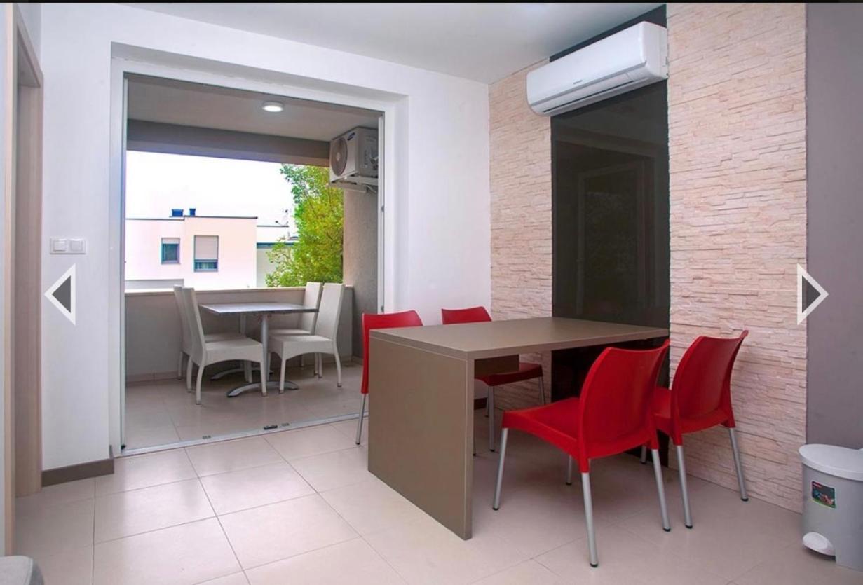 Daska Apartmani Njivice Exteriör bild